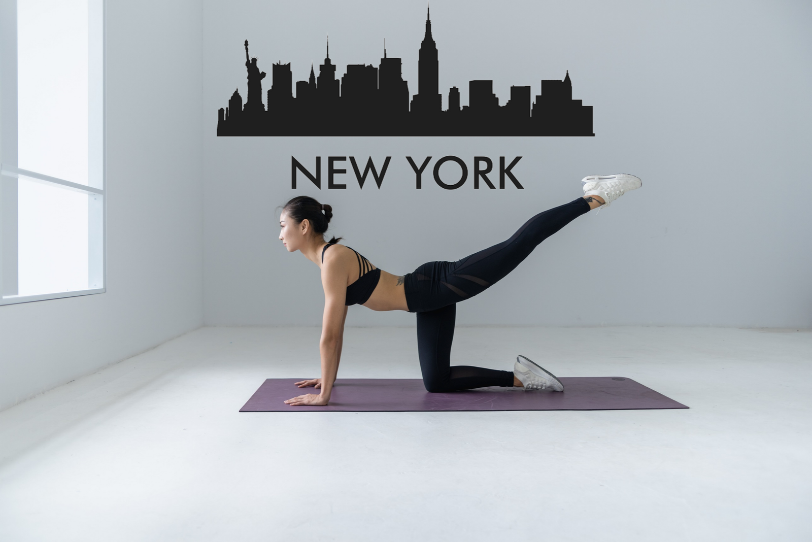 Cityscape New York City with Text Vinyl Decal Removable Matte Finish Skyline Decore for Indoor Walls