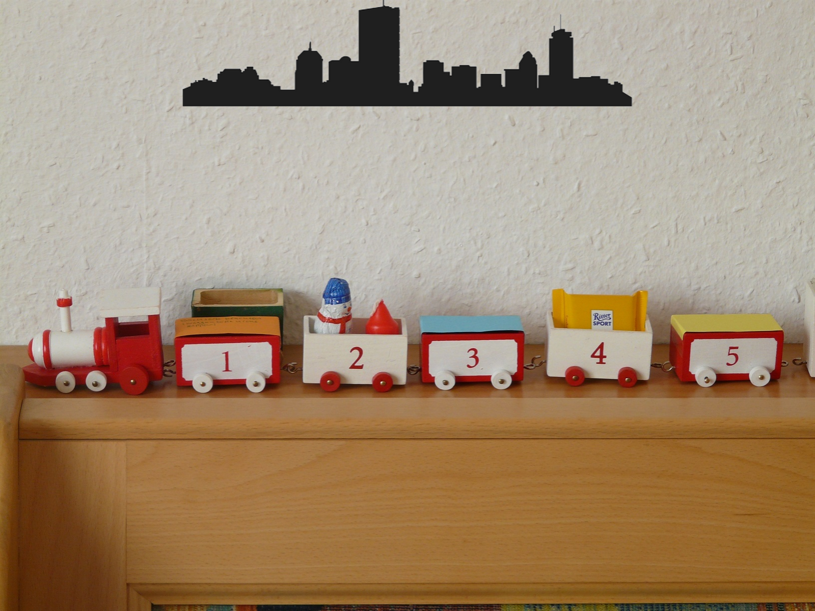 Cityscape Boston Vinyl Decal Removable Matte Finish Skyline Decore for Indoor Walls